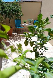 The Green House - Adelianos Kampos - 2