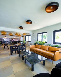 Pink House Boutique Hotel - 8