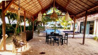 BORAHA BEACH LODGE lodge de plage avec PISCINE PRIVEE, cuisine, salon, télévision, wifi, coffre, ménage, gardien - Sainte Marie - 3