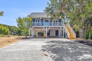 Saltwater Gospel by Oak Island Accommodations - Oak Island - 7