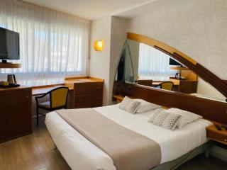 Le Crystal Dinard, Sure Hotel Collection by Best Western - 4