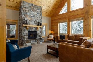 Moccasin Lodge - 4