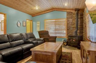 Bonanza Forest Retreat - Duck Creek Village - 8