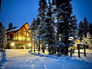 Good Karma Cabin - Luxury Mountain Retreat - 9