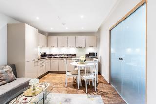 Modern 3-Bed Retreat in Nine Elms - Londra - 4