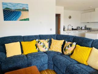 Rolling Tides Apartment in Porth with Sea Views - Newquay - 8