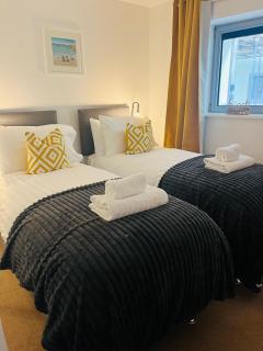 Rolling Tides Apartment in Porth with Sea Views - Newquay - 7
