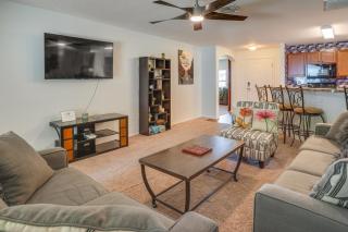Tavares Retreat w/ Covered Patio & Private Yard - 8
