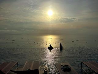 Centric Sunset Beach - 7