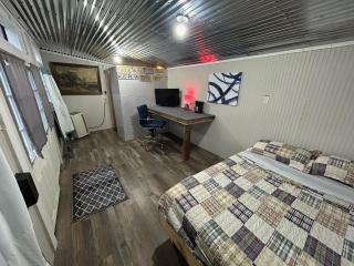 #11 Digital Nomad Cabin on the river overlooking a lake - 0