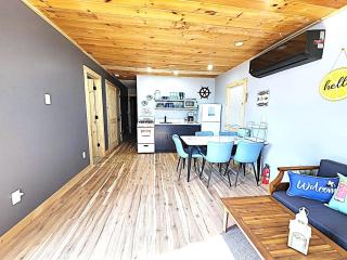 Sea & Sun Cottage # 2 - Hampton - 6