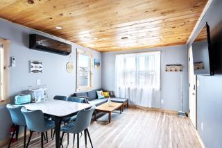 Sea & Sun Cottage # 2 - Hampton - 5