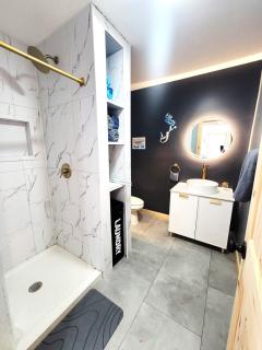 Sea & Sun Cottage # 2 - Hampton - 4