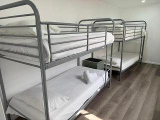 2-Bedroom Family Retreat with Outdoor Verandah - 2