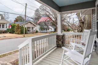 2 Bedroom Bungalow in Five Points Near Downtown - 6