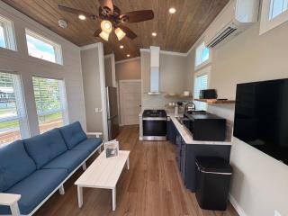 Pigeon Forge Landing RV Resort - Pigeon Forge - 3