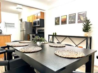 Pontiac Family-Friendly 3BR home - Pontiac - 9