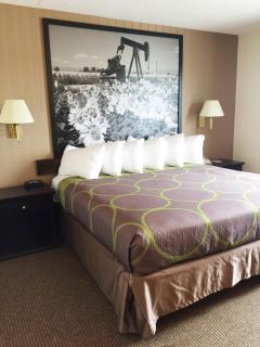 Super 8 by Wyndham Edson - Edson - 8