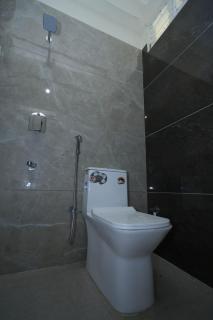 Newly Built Beautiful and Luxurious 3BHK in Tirupati with Fully Functional Kitchen,for upto 25 guests - Tirupati - 3
