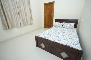 Beautiful and Luxurious 3bhk in Tirupati with Fully Functional Kitchen, free parking close to railway station for upto 25 guests - Tirupati - 8
