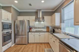 Woodlands Grand 3BR Cozy House - The Woodlands - 8