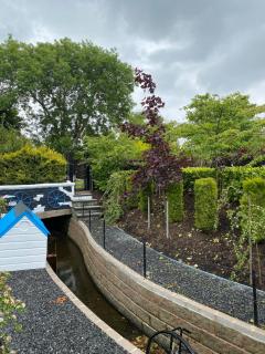 Riverside Cottage - Square - 8