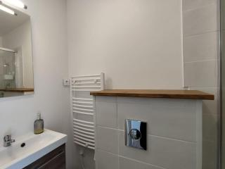 Beau studio soigné avec terrasse partagée - 3