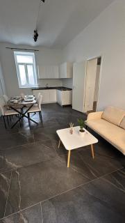Wohnestate GmbH - Monaco di Baviera - 1
