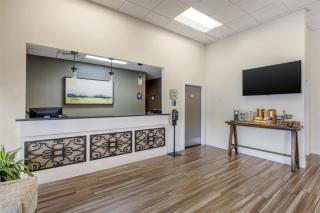 Best Western Charleston Inn - 9