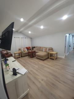 6 bedroom! Pool Table, Gaming Area, Firepit & More - Joliet - 8
