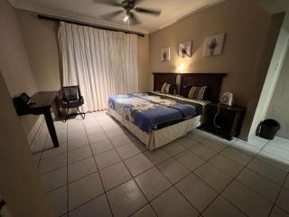 Los Angeles Lakefield guesthouse - Benoni - 5