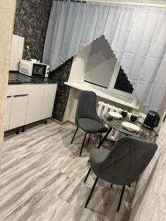 1-комнатная отличная квартира - 2