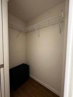 Modern 2 Bedroom with City and Water Views - Seattle - 3