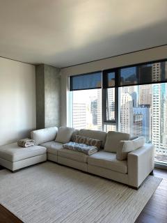 Modern 2 Bedroom with City and Water Views - Seattle - 0