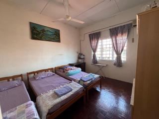 CozyHomes near Medan Jaya - 2