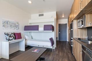 New Building, Contemporary Interiors, Game Room, Shared Pool, Minutes from Fine Dining - 9