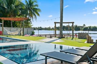 Luxury Lake View Heated Pool, Spa & Game Room L73 - 4