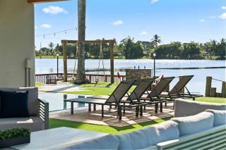 Luxury Lake View Heated Pool, Spa & Game Room L73 - 1