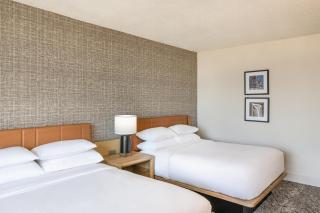 Sheraton Charlotte Hotel - 8