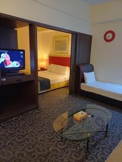 Times Square Grand Service Suite - 5