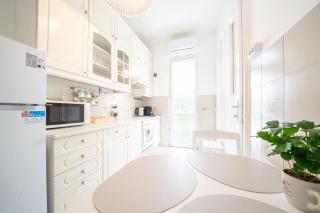 Pozsonyi Street 3BR, Balcony Family Retreat - 8