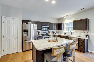 Playroom and Home Office Family Retreat in Mauldin! - 1