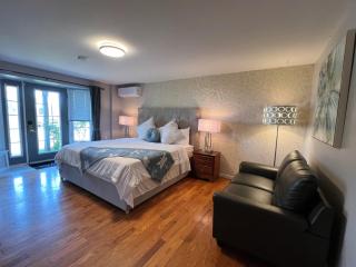 Lee's Ocean Peek B & B - 5