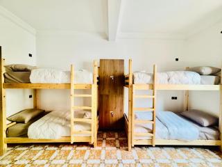 SurfsHub Hostel Tamraght - 1