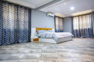 Adenta Luxe by Kwesi - Ogbojo - 4