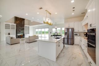 Sprawling Countryside Home in Dallas Area - 2