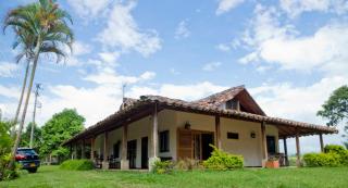 Beautiful and comfortable estate for 10 people from 450,000 - 4