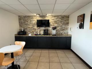 Studio 6 Suites Urbana, IL - Urbana - 3