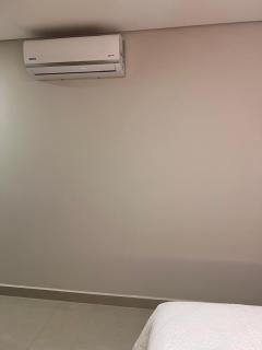 New apartment near JL mall, with 2 parking spaces - 4