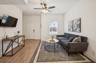 Arte Luxury townhomes Q4 I Comfy 2 Bed 25 Bath - 9